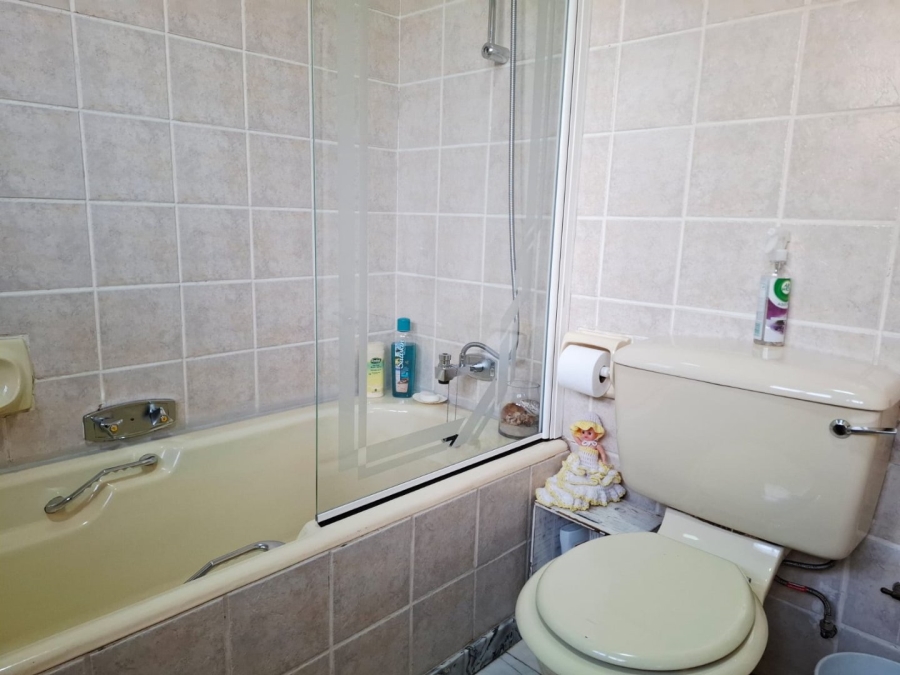 2 Bedroom Property for Sale in Westdene Free State